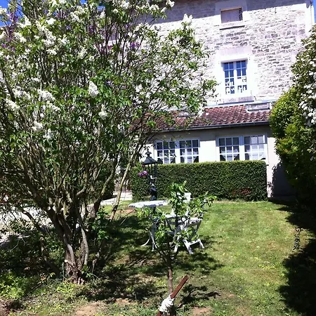 Les Lilas Roses Guest house