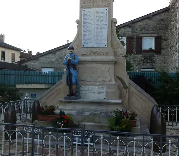 Les Lilas Roses Pensión 3*