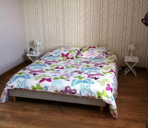 Pensión Les Lilas Roses 3*